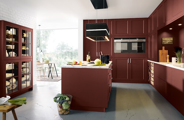 Landelijke keuken Indisch rood.